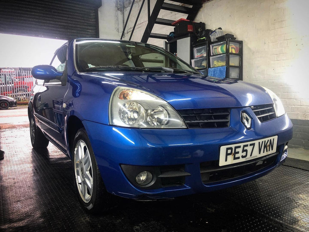 Renault Clio in for a deep exterior clean and engine bay detail